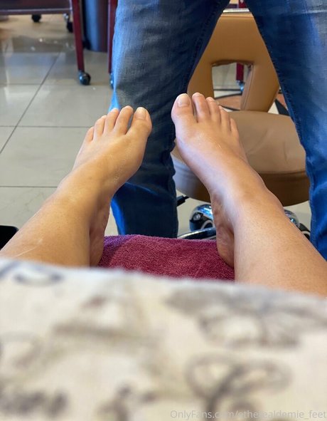 etherealdemie feet model hot picture