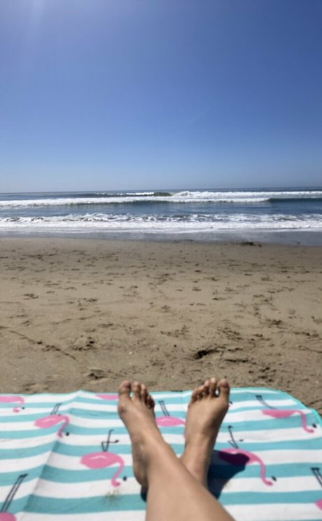 xteenytinyfeetx high quality pornstar photo