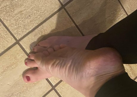 sarasoles2324 model free pictures