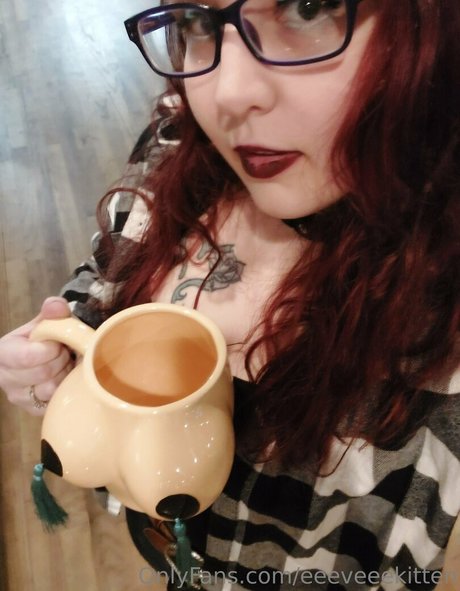 milf glasses onlyfans free pic