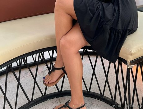 brunette petite onlyfans adult images