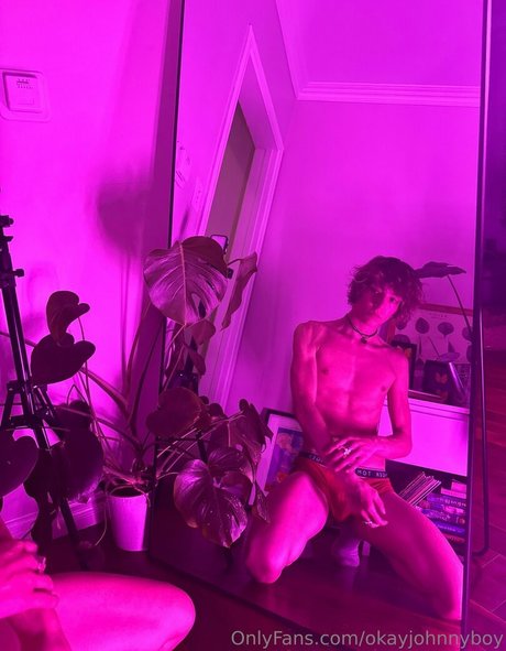 okayjohnnyboy adult model img