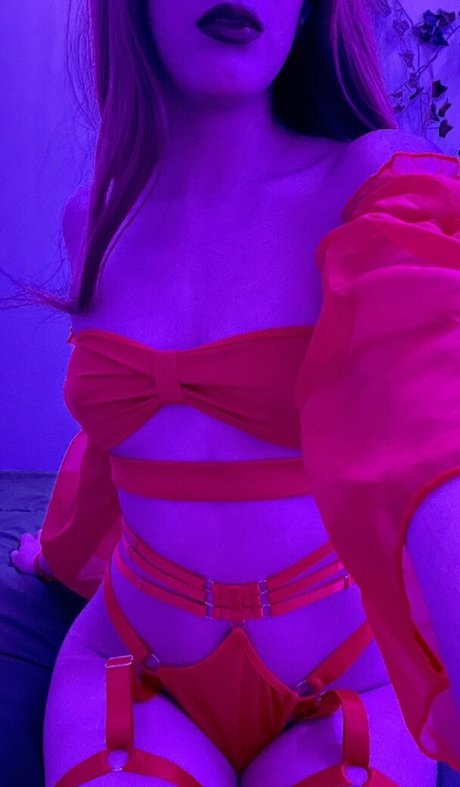 Kwuks naked model img