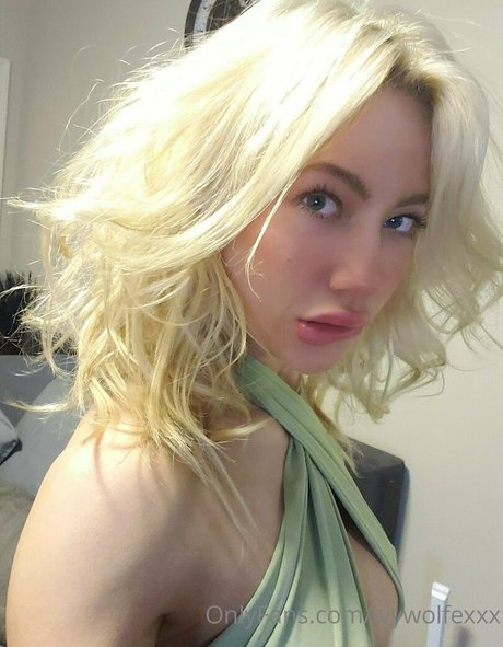 ivywolfexxx model nudes archive