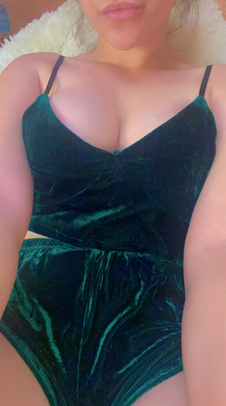 tomastevi model best pic