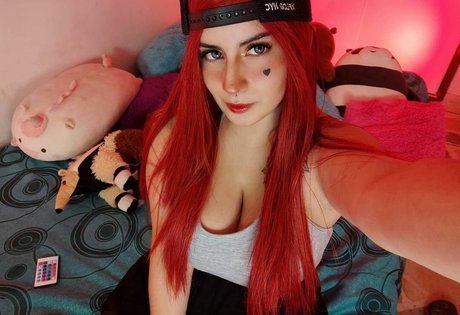 hairy pregnant onlyfans nude picture