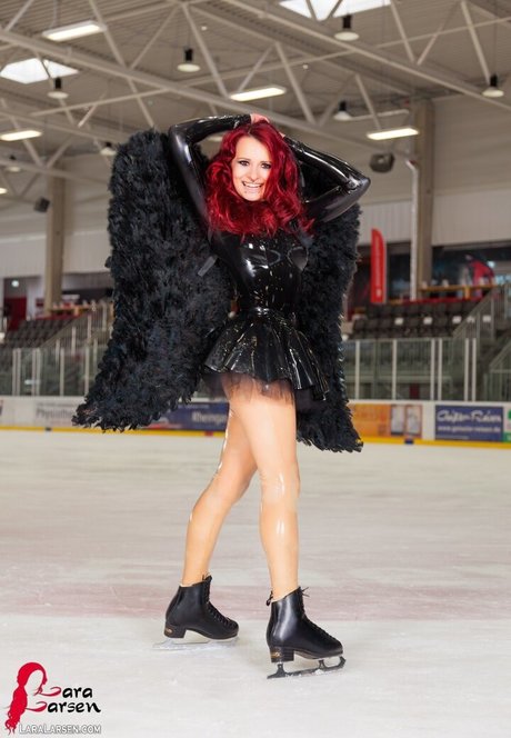 Lara Larsen beautiful pornstar gallery