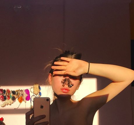 Ayla D lyla star nudes image