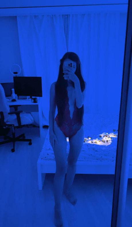 vas1l1ne naked pornstar img