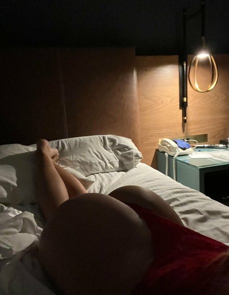 Jess Mulln pornstar top photo