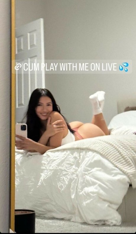 ur6moms9favs sex actress photo