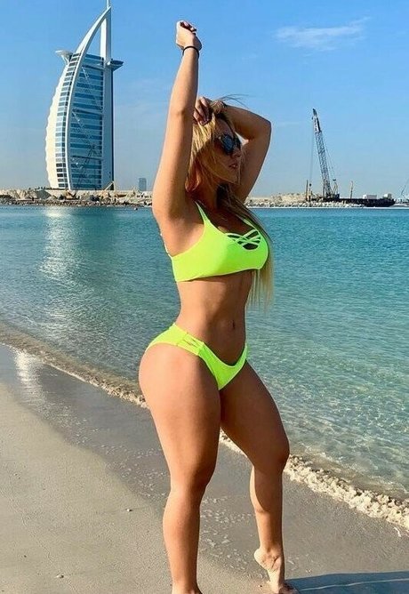 La Mosquera sexy actress photos