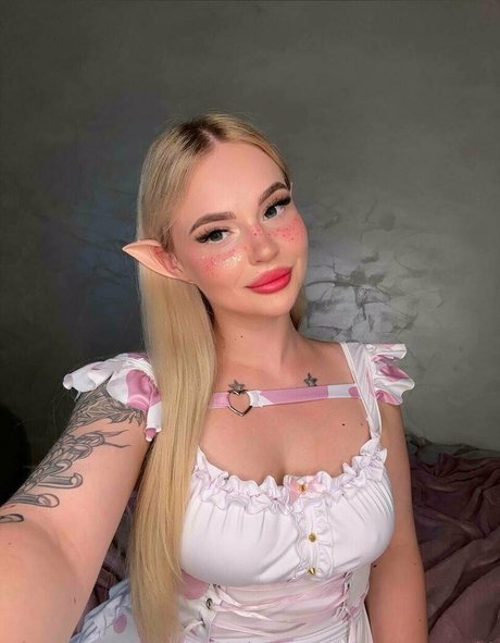 misss sandra vip pornstar art image