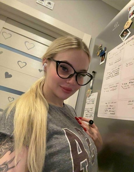 misss sandra vip pornographic star pic