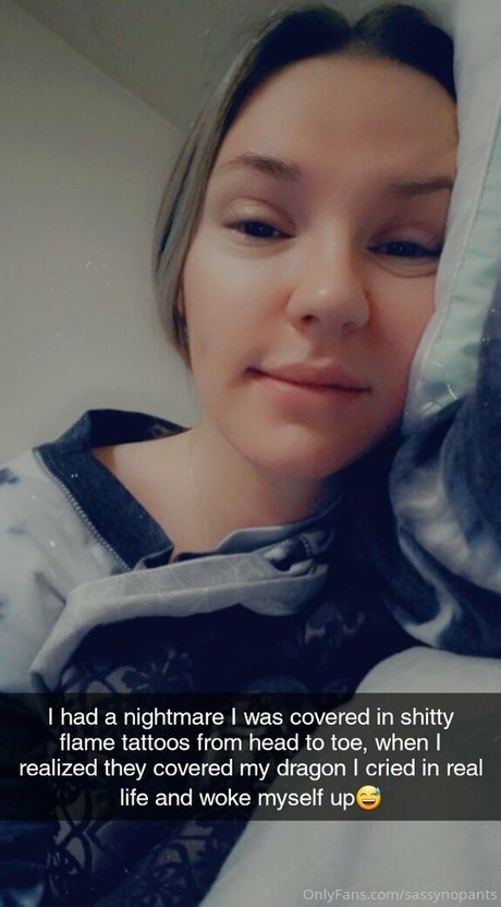 sassynopants nude star photo