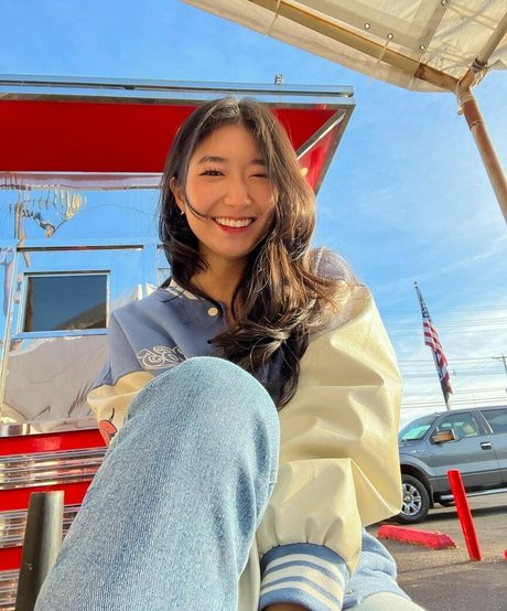 Sunnyliachoi pornstar art photo