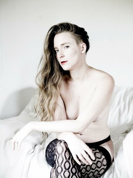 Roxaneperez pornstar nudes img