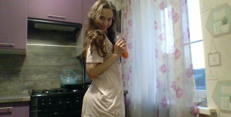 Jeki Carrey nude model galleries