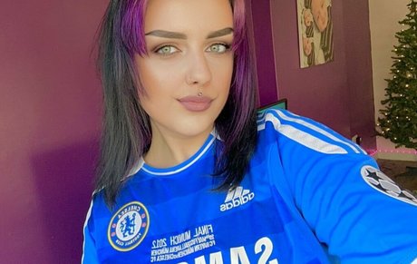 chlo xo98 star high quality image