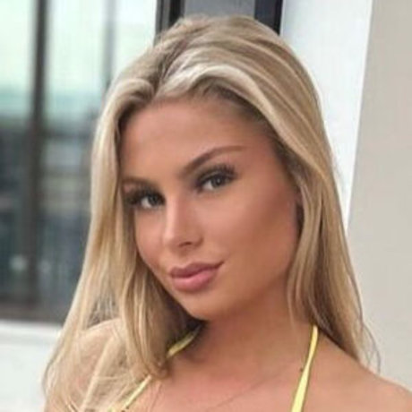 Molly Mercedes star nude pictures