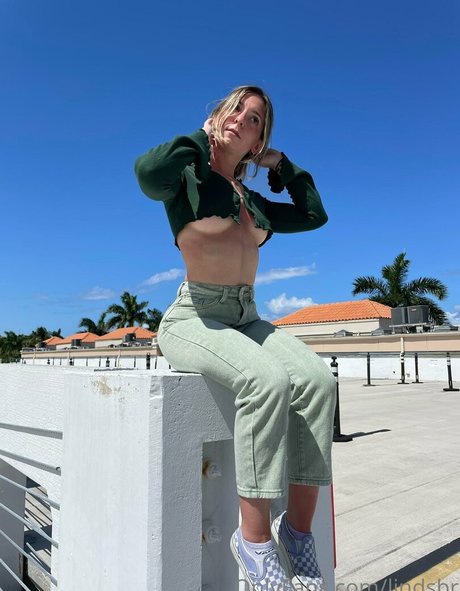 Lindsay Ruggiero nudes actress gallery