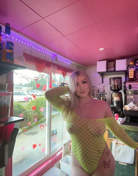 hairy legs onlyfans erotic pictures