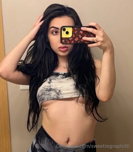 cute ass onlyfans beautiful naked gallery