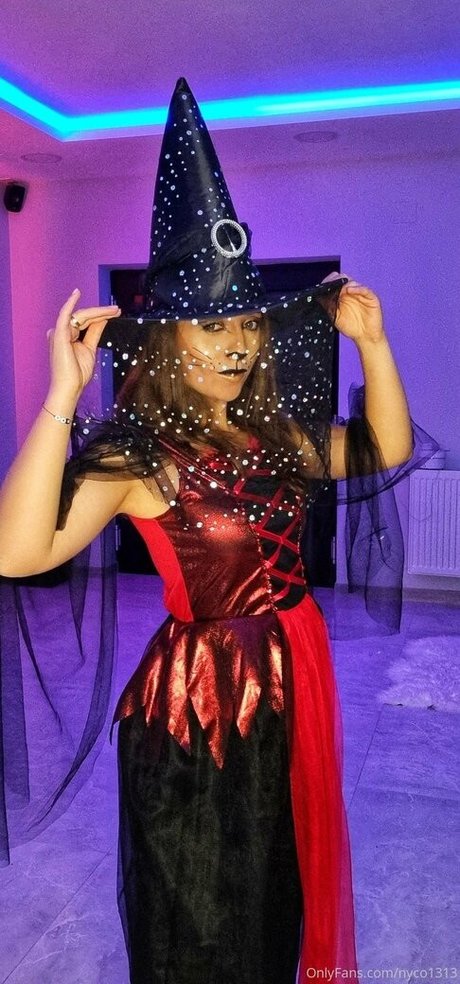 18 asian onlyfans sexy naked images