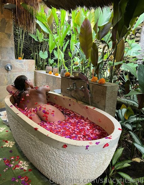 saucytitsbali star sex picture