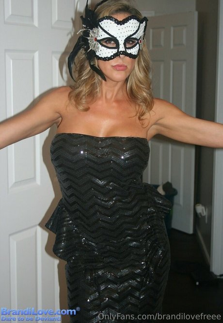 brandilovefreee nude star pics