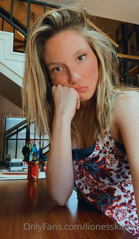 lionesskitten best star images