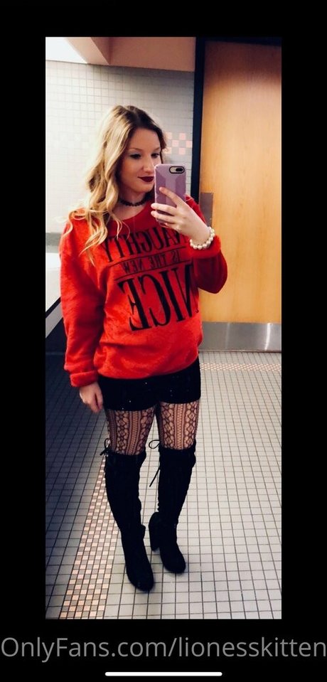 lionesskitten free star pic