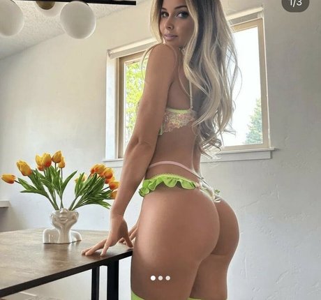 theabatista3 44 nudes model img