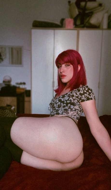 Valkpink xxx model images