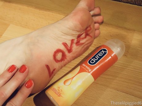 theselilpiggie6 model exclusive images