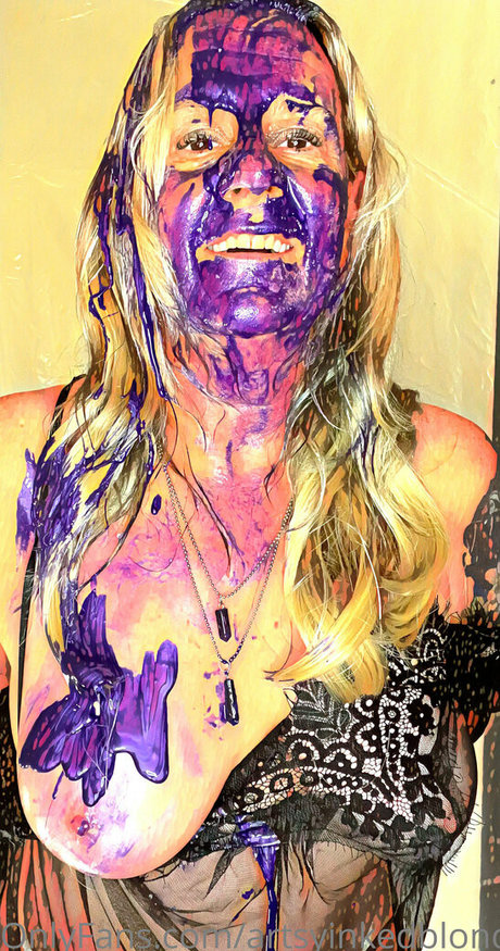 artsyinkedblonde pretty pornstar pic