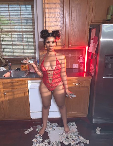 ciinderchella model erotic photo