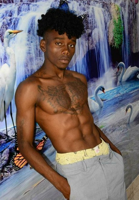 afroflavor naked actress photo