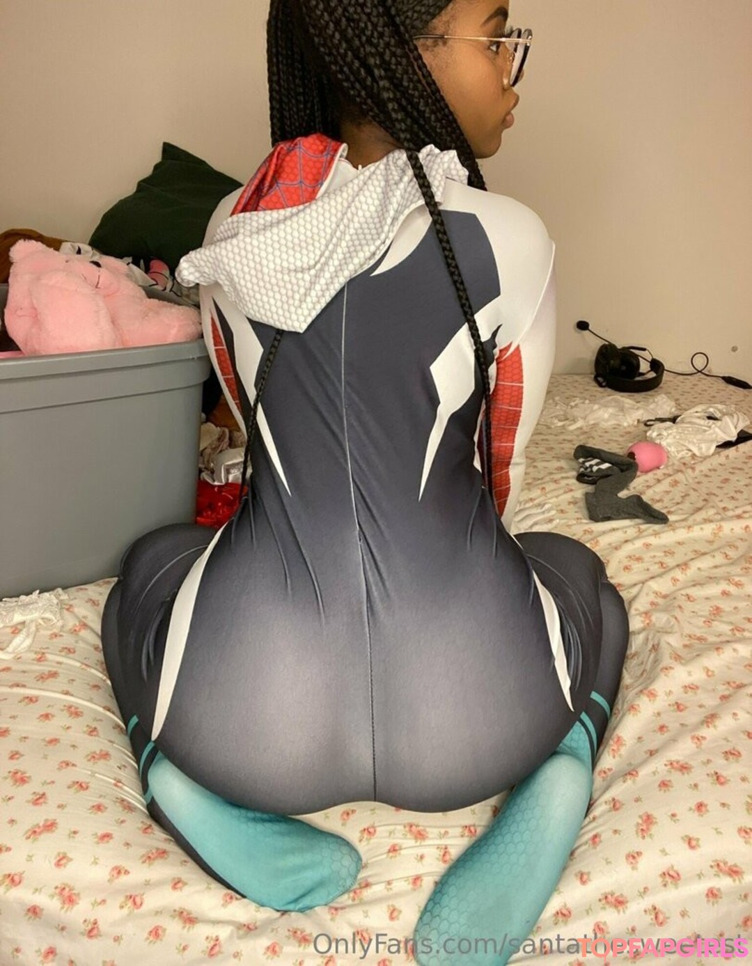 santathesweetest pretty actress photo