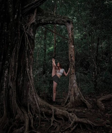 Neta Shaked high quality model pic