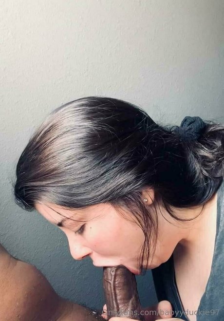 babyyduckie97 nude pornstar picture