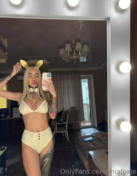 mia foxybae Profile