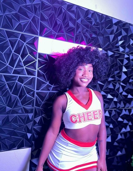 Therealmissnight model nudes photos