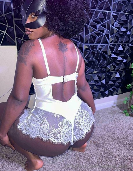 Therealmissnight sexy actress pics