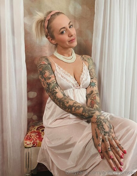 ssbbw granny onlyfans naked photos