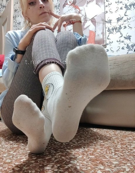 Mia Synaeva pornographic star photos