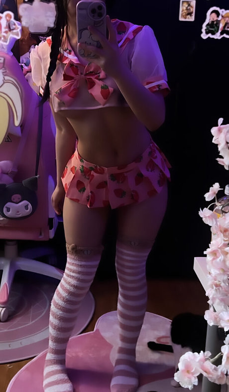 luhvars nudes model pic