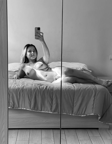 barbiegoulartx free actress gallery