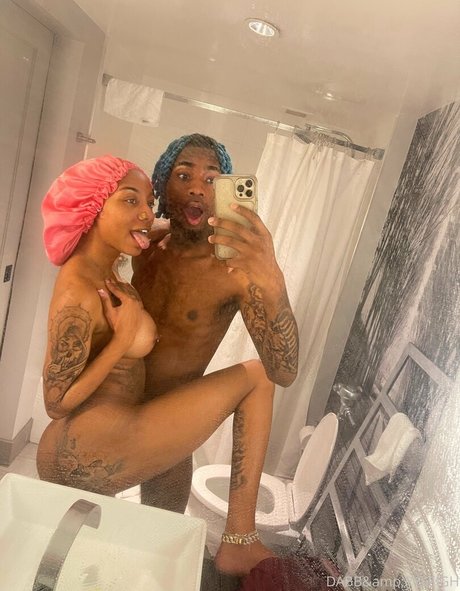 Dabbgasmmm model perfect photo