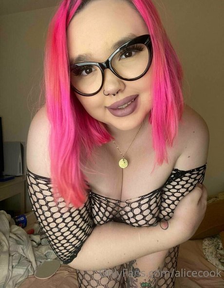 alicecook star free pics